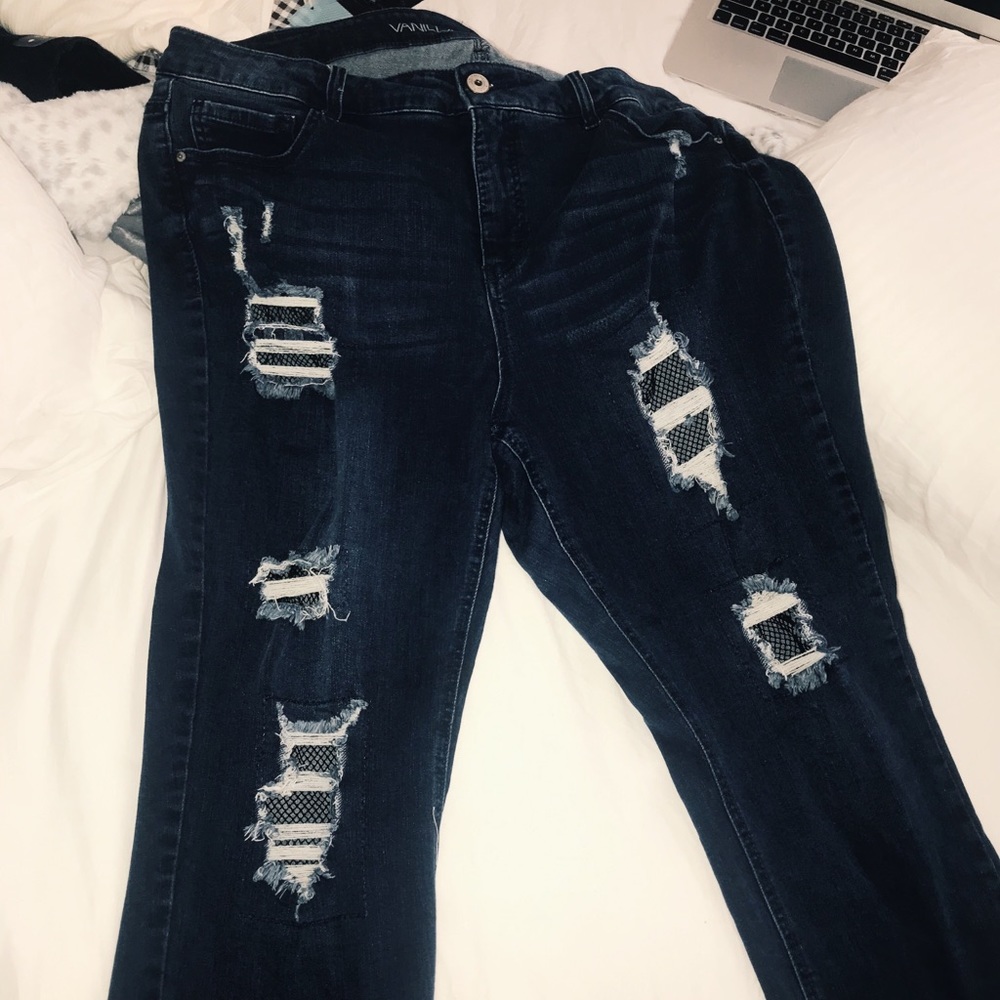 Plus Size 20 Vanilla Star Skinny Jeans w/ Fish Net